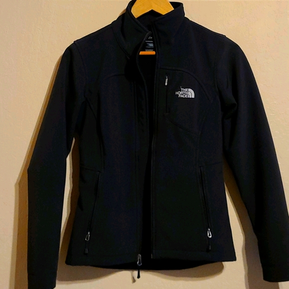 The North Face Jackets & Blazers - XS North Face shell
